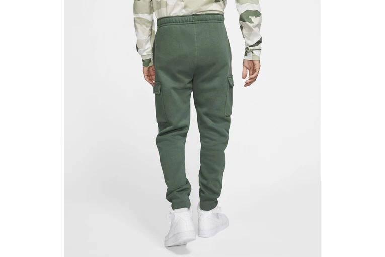 Nike Club Fleece Trainingsbroek Groen/wit Heren 2 Nike Club Fleece Trainingsbroek Groen/wit Heren - Afbeelding 2