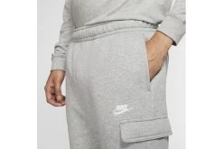 Nike Club Fleece Traininsbroek Grijs/wit Heren 9 Nike Club Fleece Traininsbroek Grijs/wit Heren -Koop de nieuwe sportmode. 37096410 4