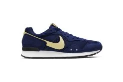 Koop de nieuwe sportmode. 31 Nike Venture Runner Sneaker Deep Royal Blue Heren