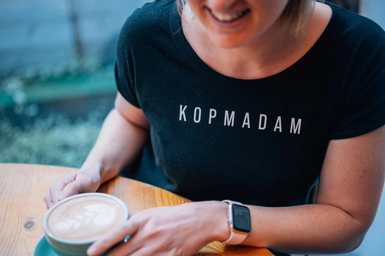 The Vandal Kopmadam T-shirt Zwart Dames 2 The Vandal Kopmadam T-shirt Zwart Dames - Afbeelding 2